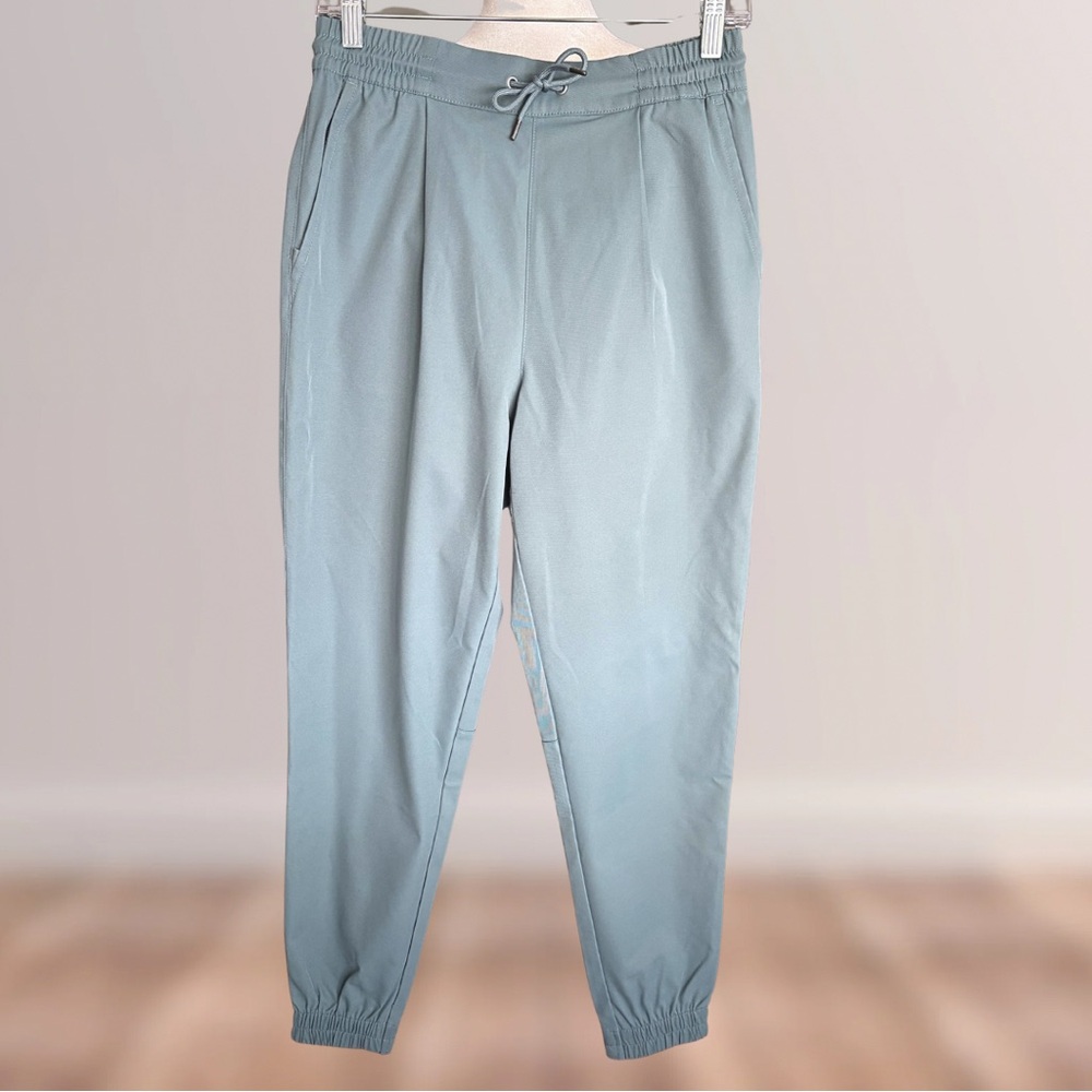 The North Face Women’s Joggers – Size Small | Like New